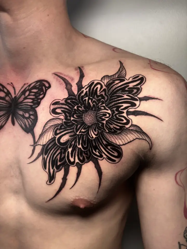 Chest Chrysanthemum — Blackwork tattoo by Nillattt, photo 1