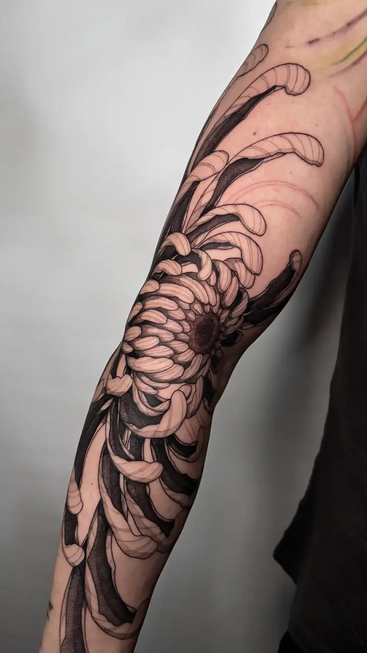 Chrysanthemum Sleeve — Blackwork tattoo by Nillattt, photo 1