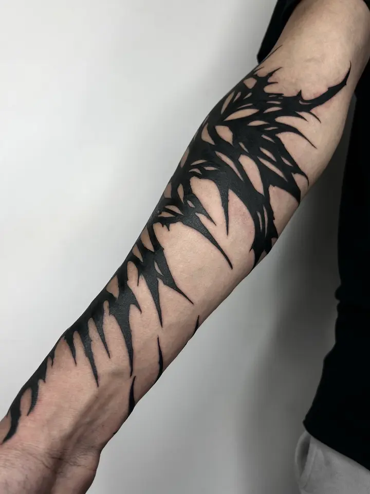Inner Arm — Neotribal tattoo by Nillattt, photo 1