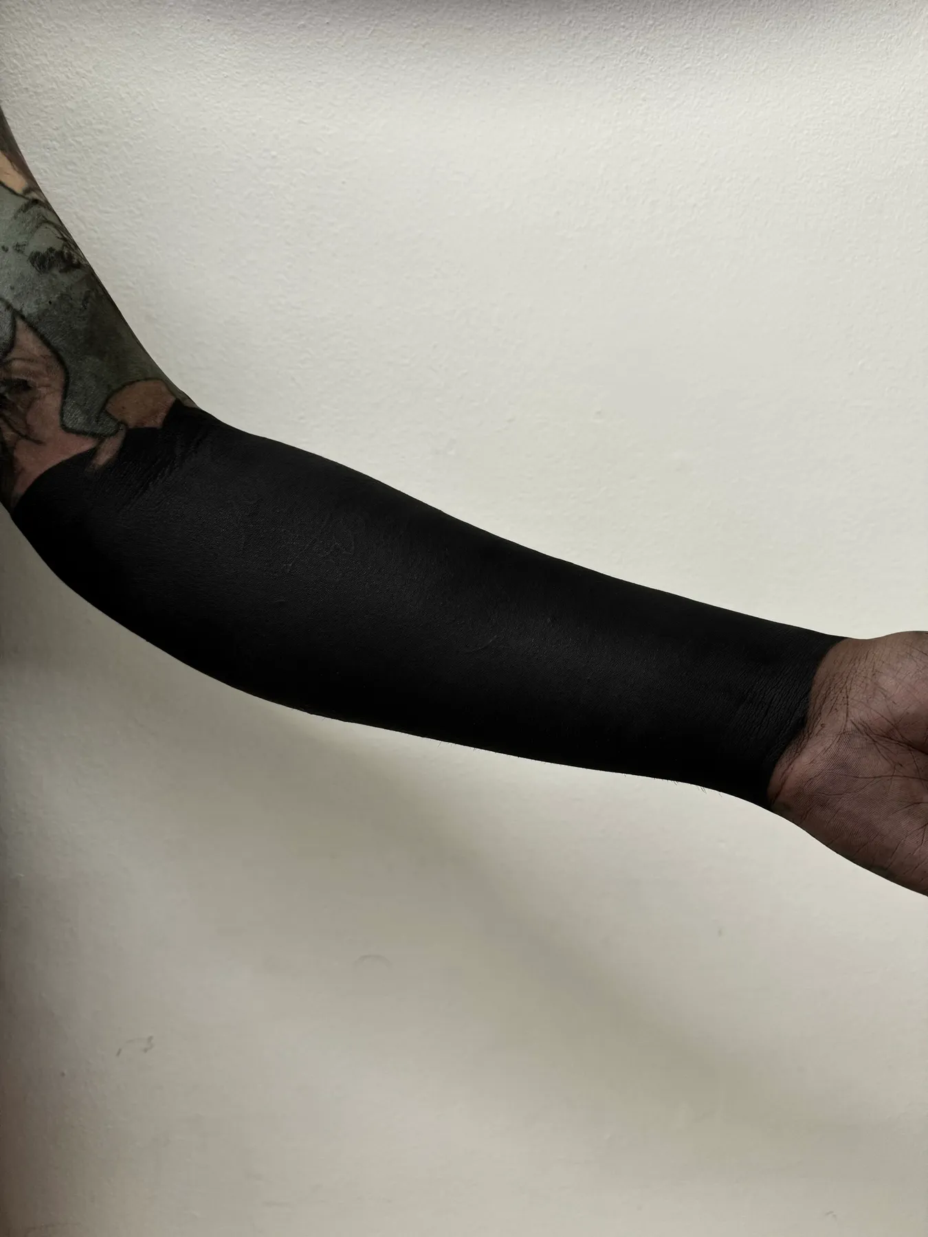 One-Shot Sleeve — Blackout tattoo by Nillattt, photo 1