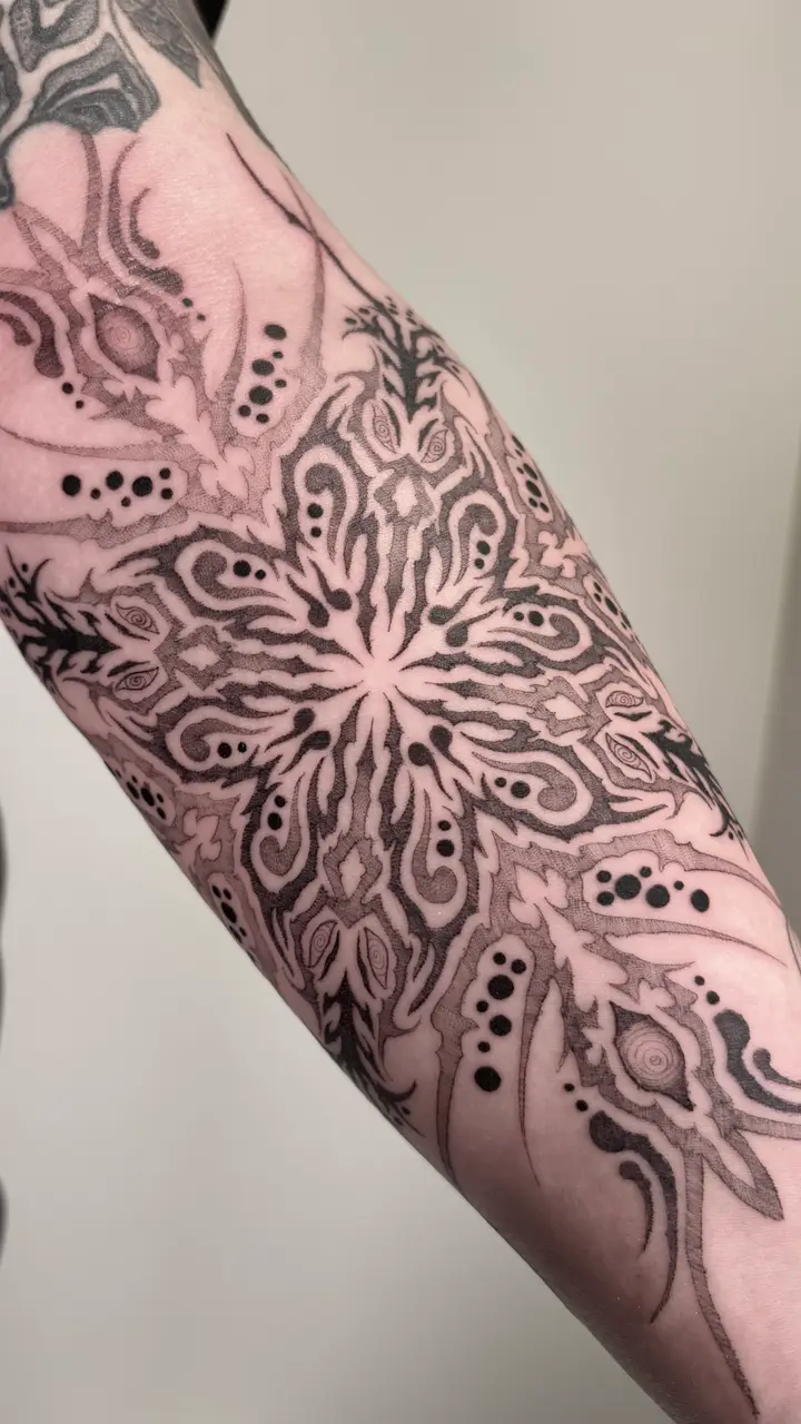 Ornamental Mandala — Ornamental tattoo by Nillattt, photo 1