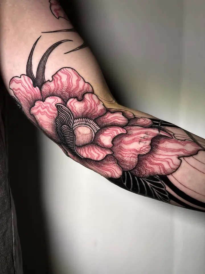 Red Peony — Blackwork tattoo by Nillattt, photo 1