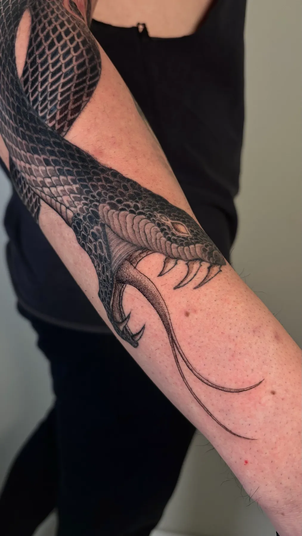 Serpent Sleeve — Blackwork tattoo by Nillattt, photo 2