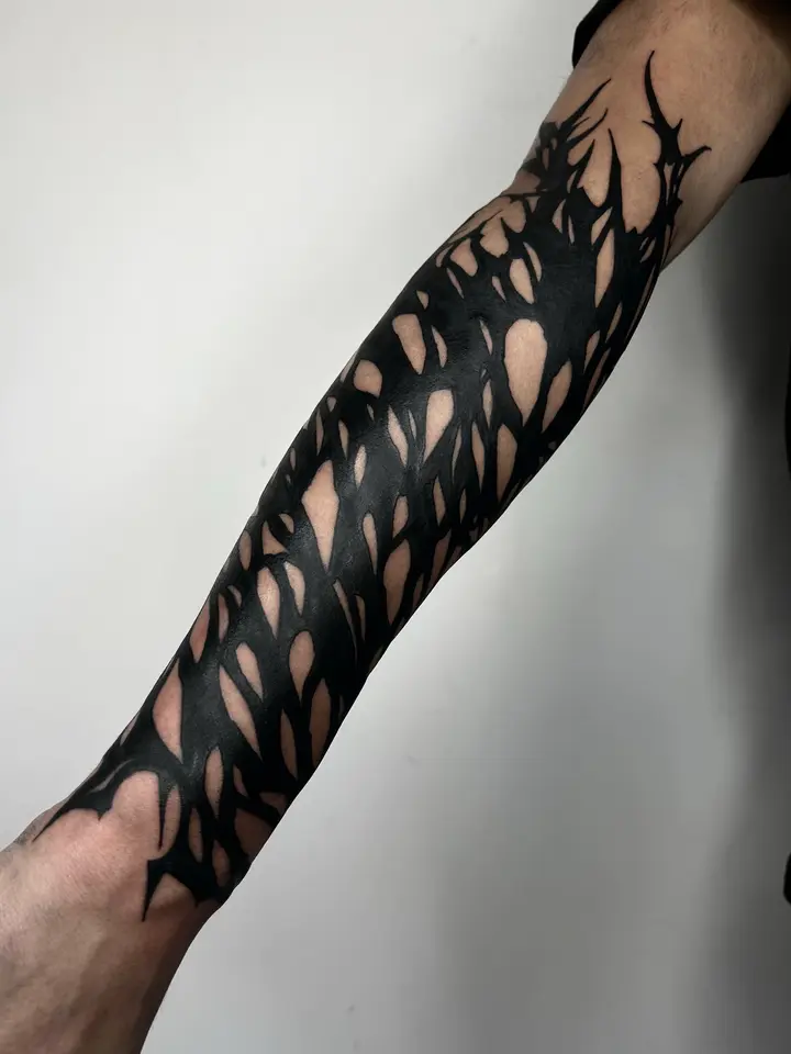 Venom Forearm — Neotribal tattoo by Nillattt, photo 1