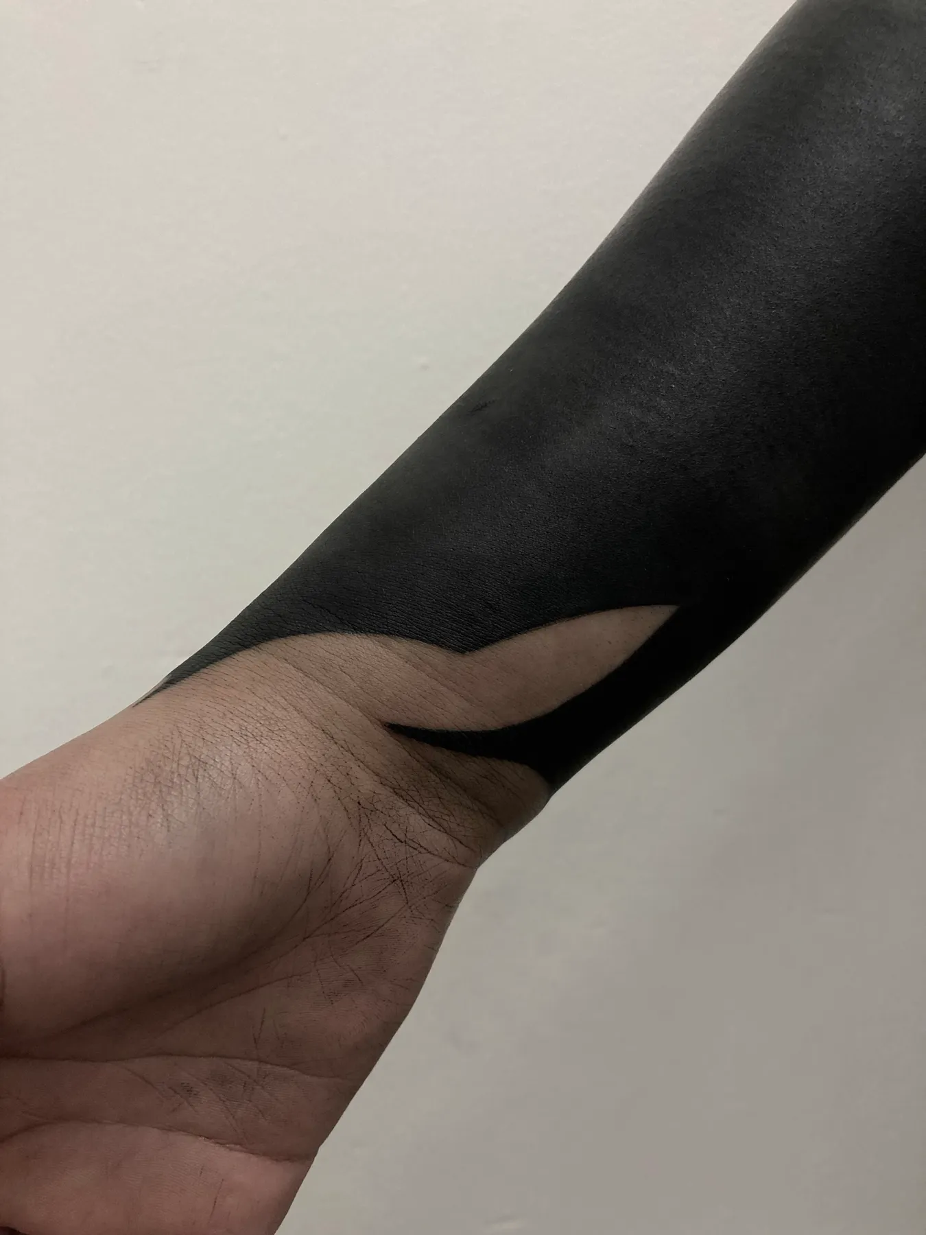 Wrist Finish — Blackout tattoo by Nillattt, photo 1